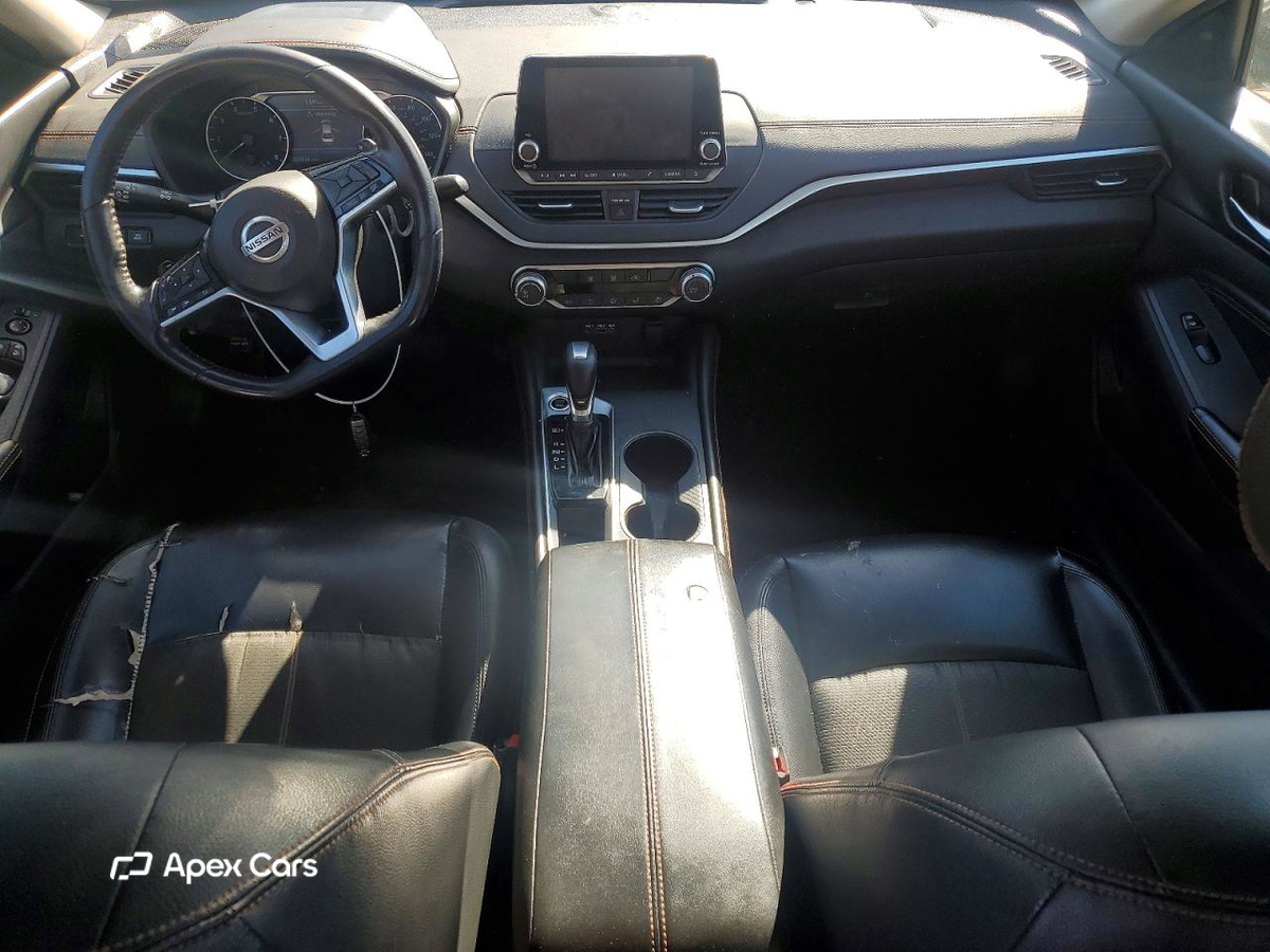 Nissan Altima 2020
