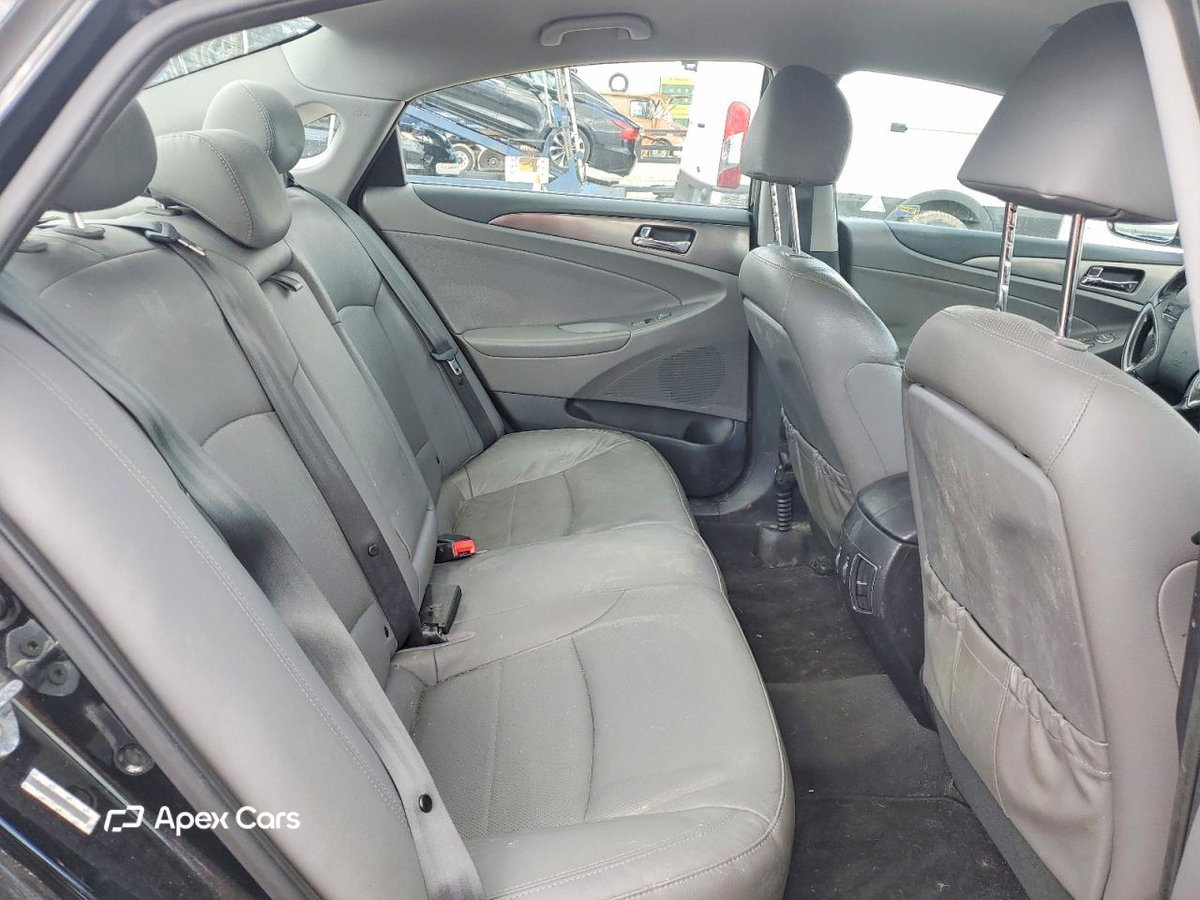 Hyundai Sonata 2013