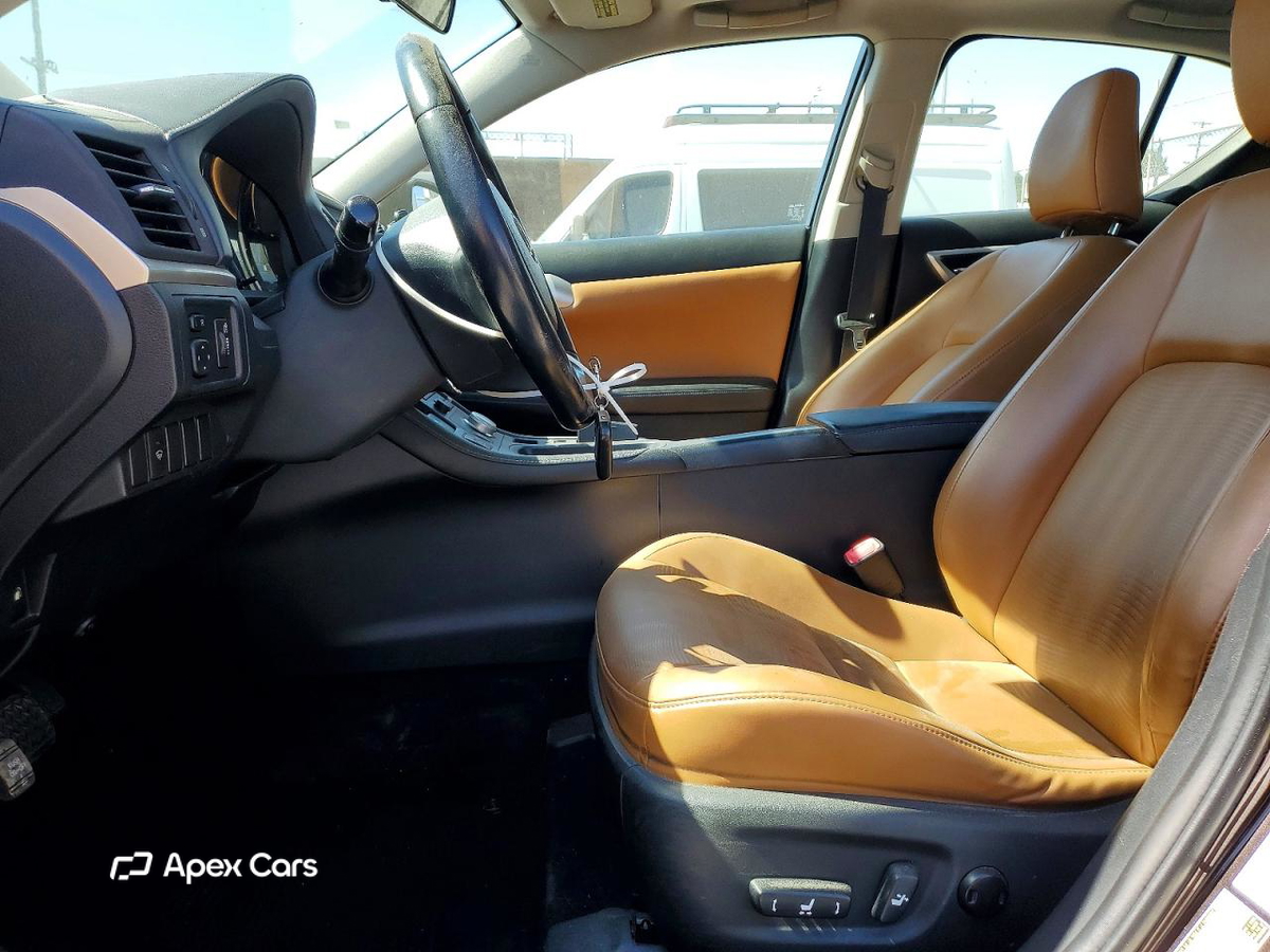 Lexus CT 2012