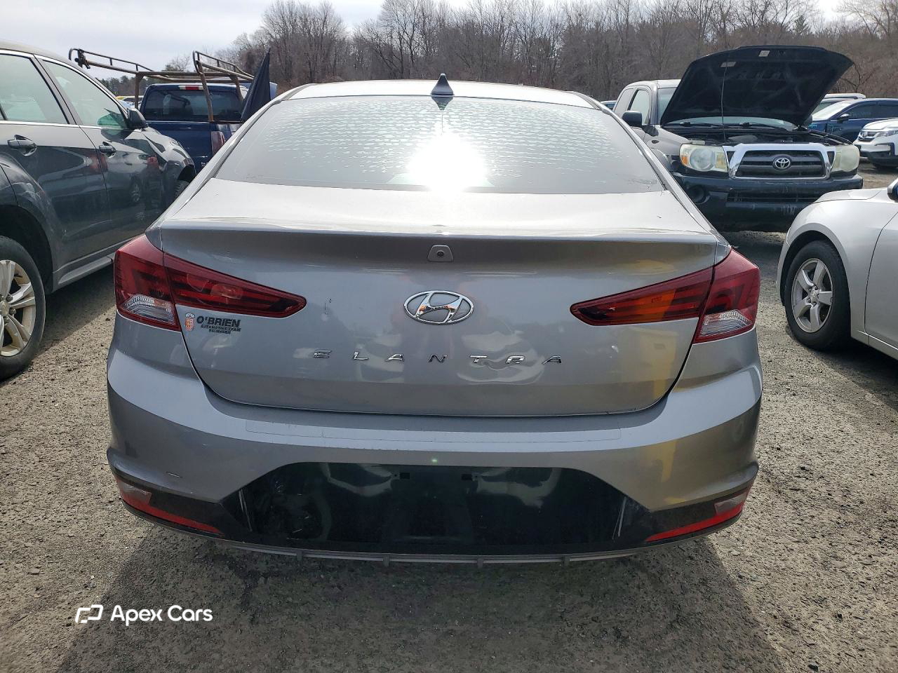 Hyundai Elantra 2020