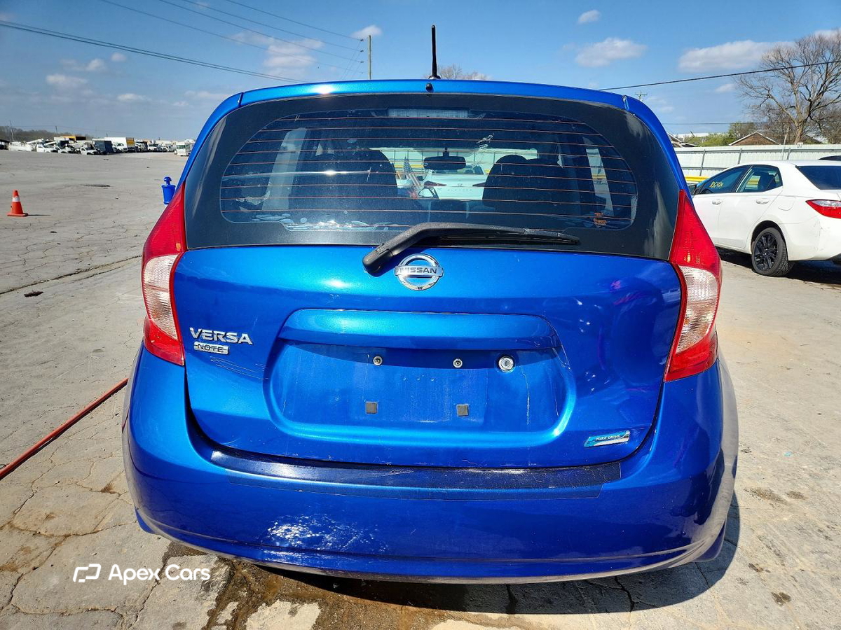 Nissan Versa 2016