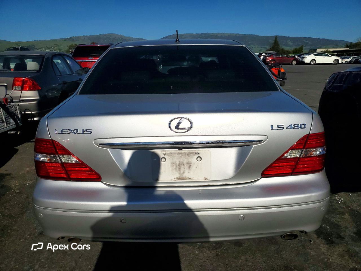 Lexus LS 2005