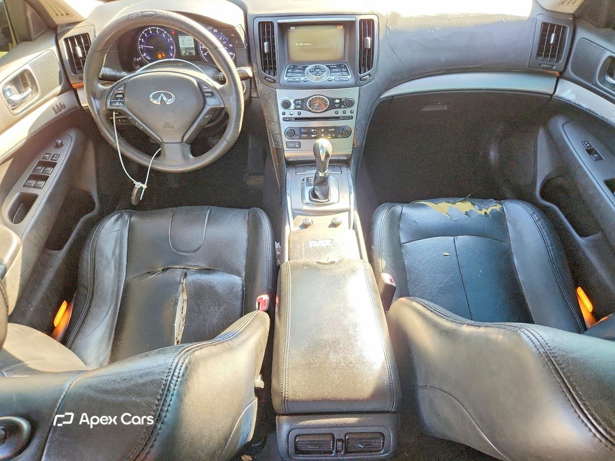 Infiniti G 2010