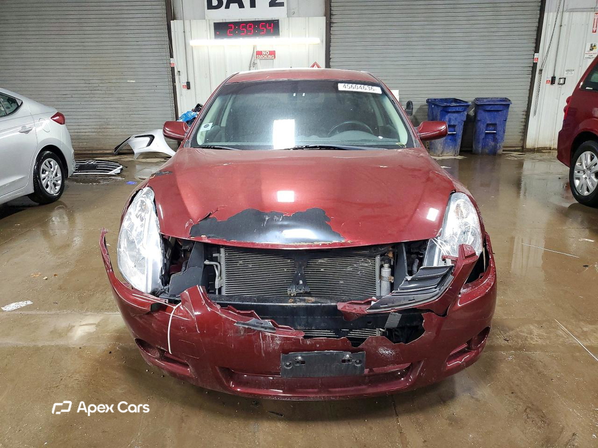 Nissan Altima 2011