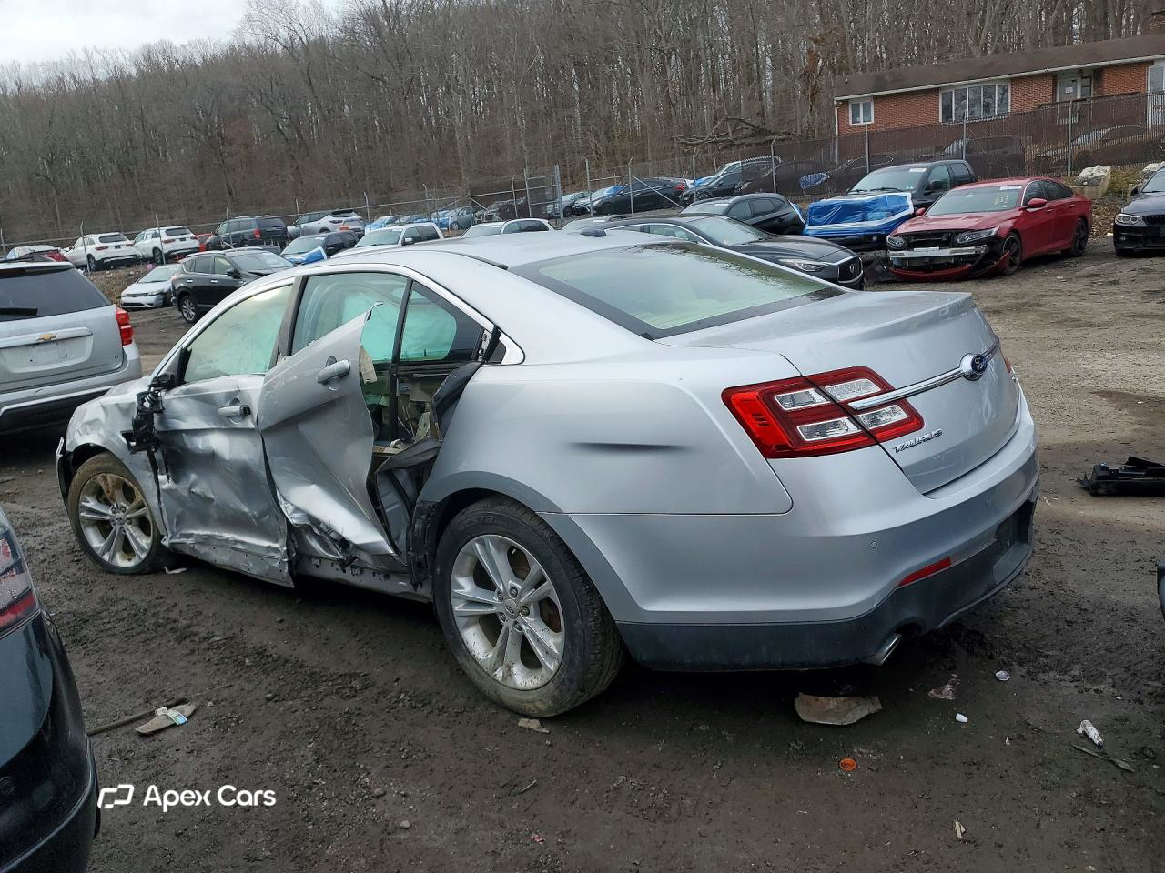 Ford Taurus 2015