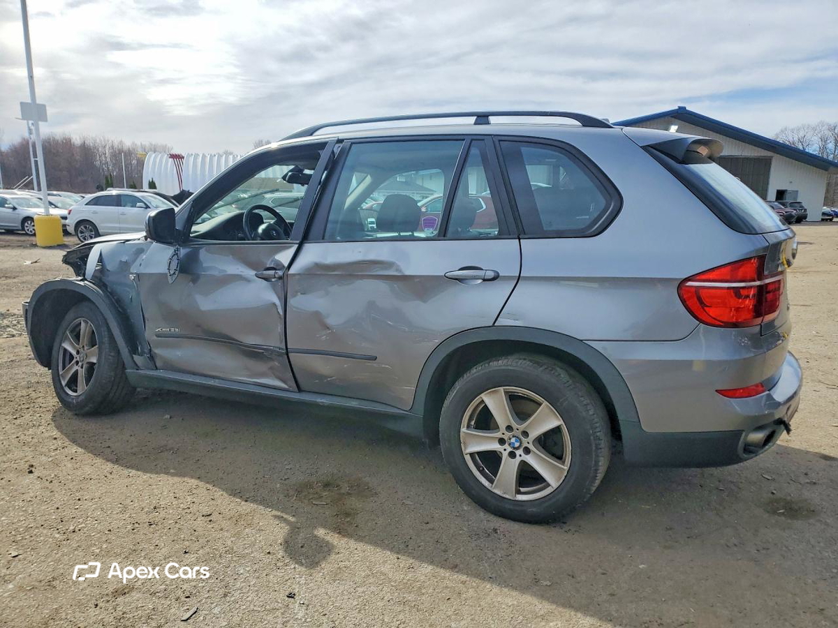 BMW X5 2011