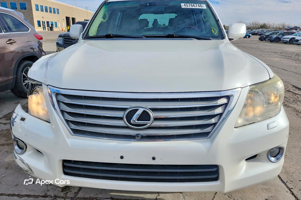 Lexus LX 2009