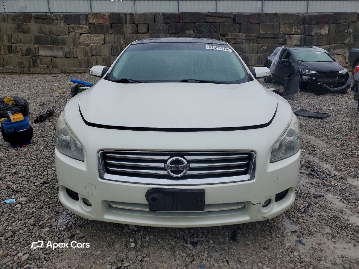 Nissan Maxima 2014