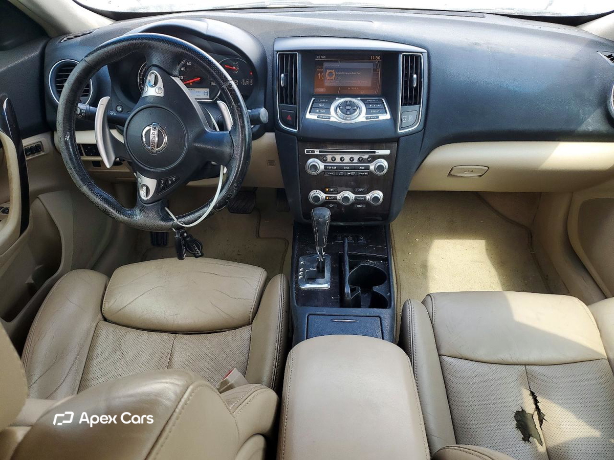 Nissan Maxima 2012