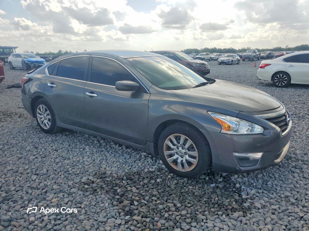 Nissan Altima 2015