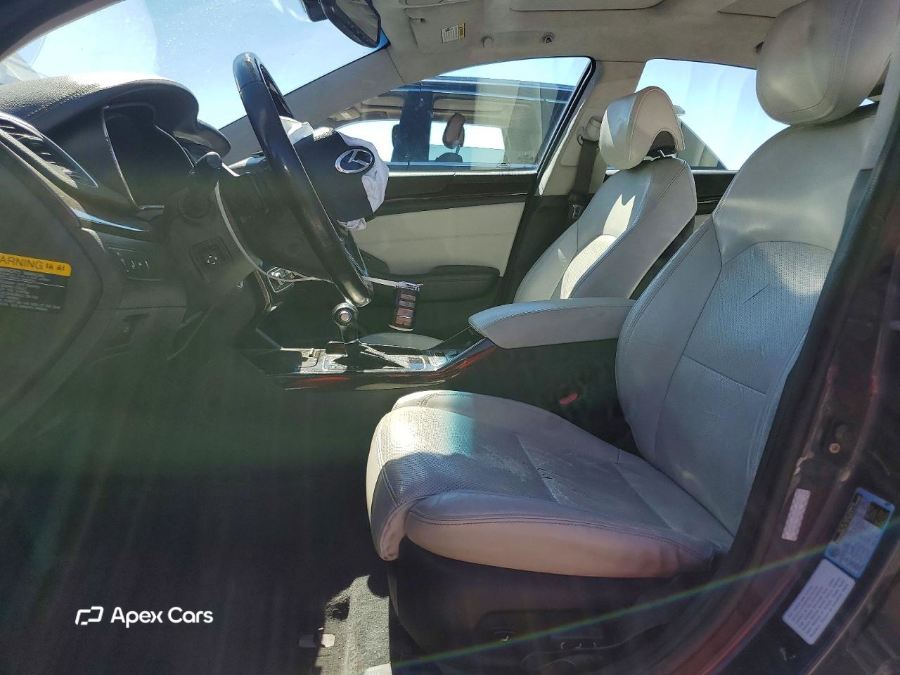 Kia Cadenza 2014