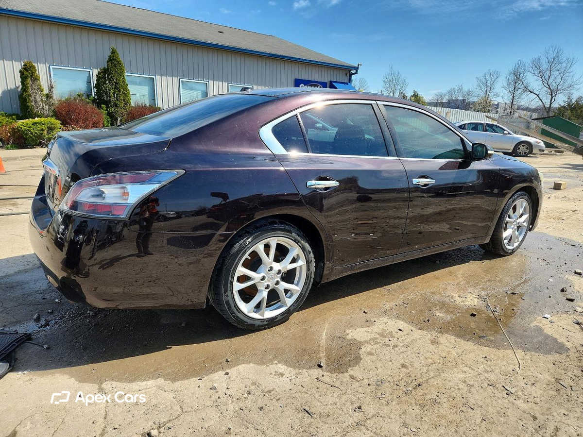 Nissan Maxima 2014