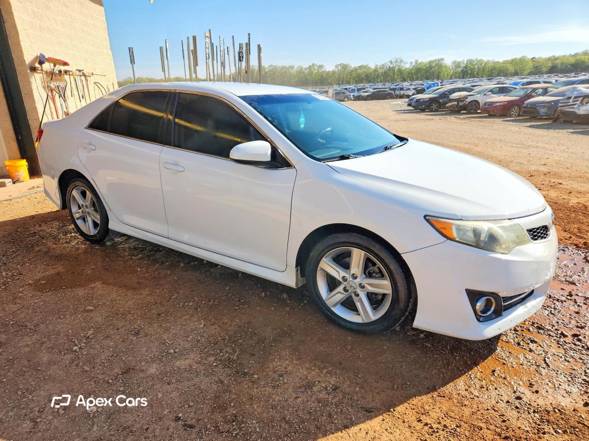 Toyota Camry 2012