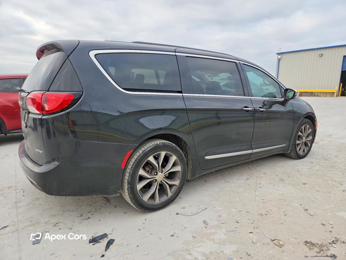 Chrysler Pacifica 2017