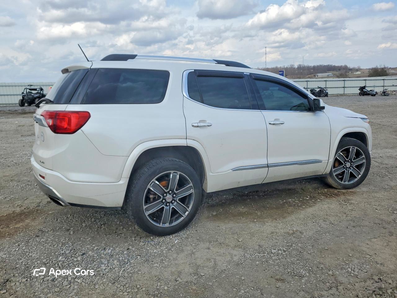 GMC Acadia 2017