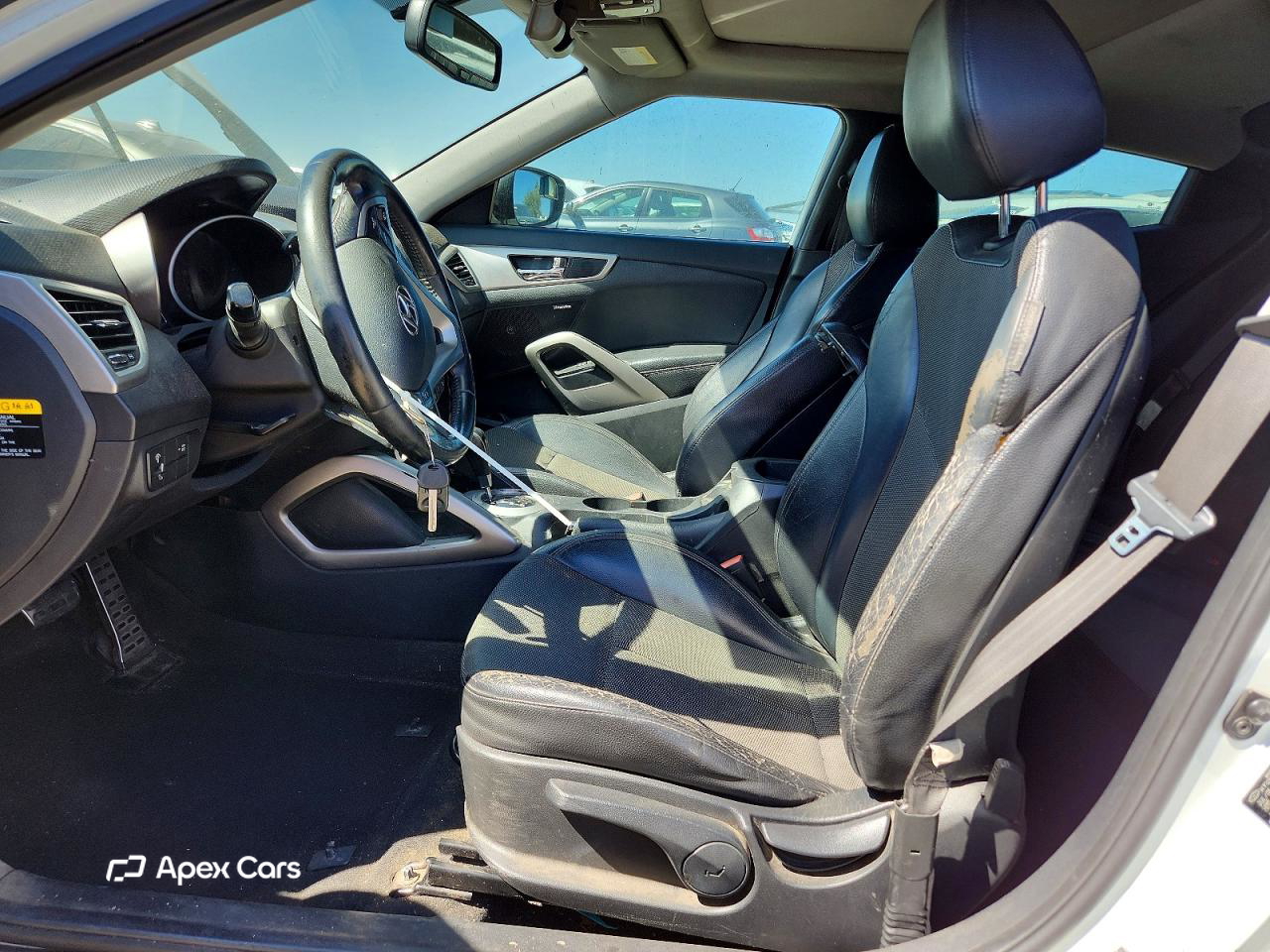 Hyundai Veloster 2013