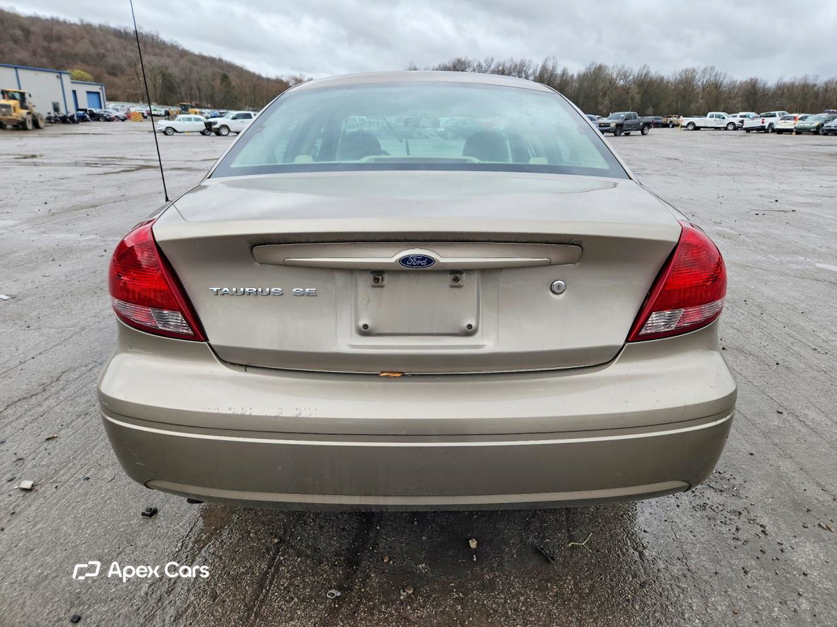 Ford Taurus 2005