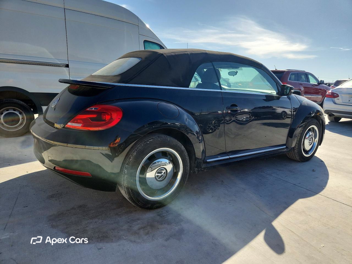 Volkswagen Beetle 2015