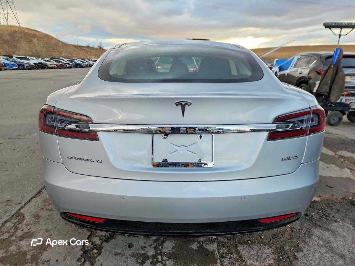 Tesla Model S 2017