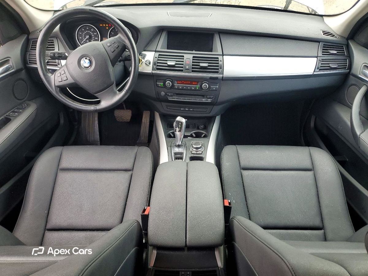 BMW X5 2011