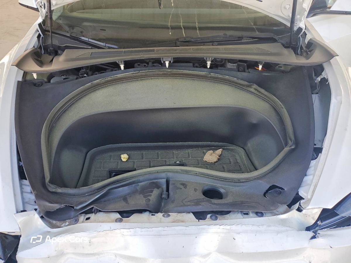 Tesla Model 3 2025