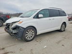 Toyota Sienna 2013