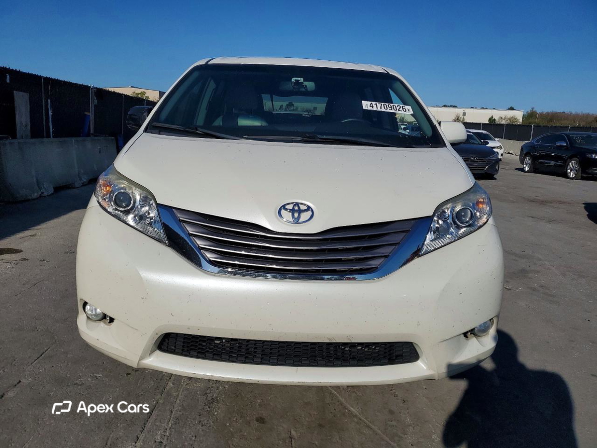 Toyota Sienna 2017