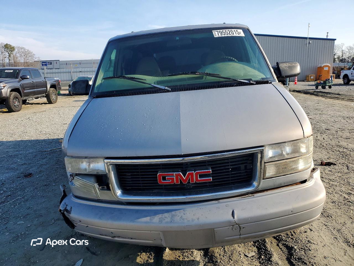 GMC Safari 2000