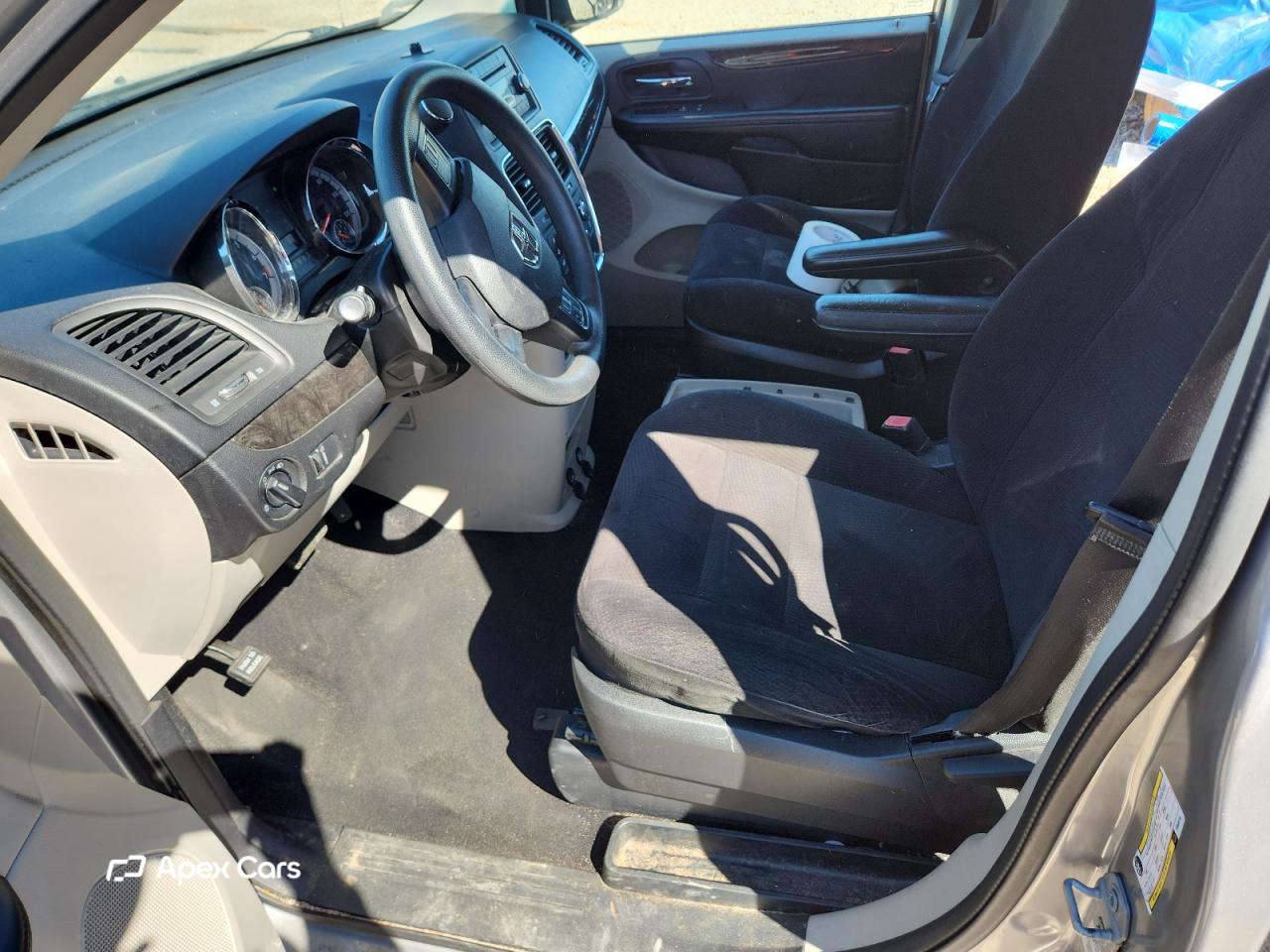 Dodge Caravan 2015