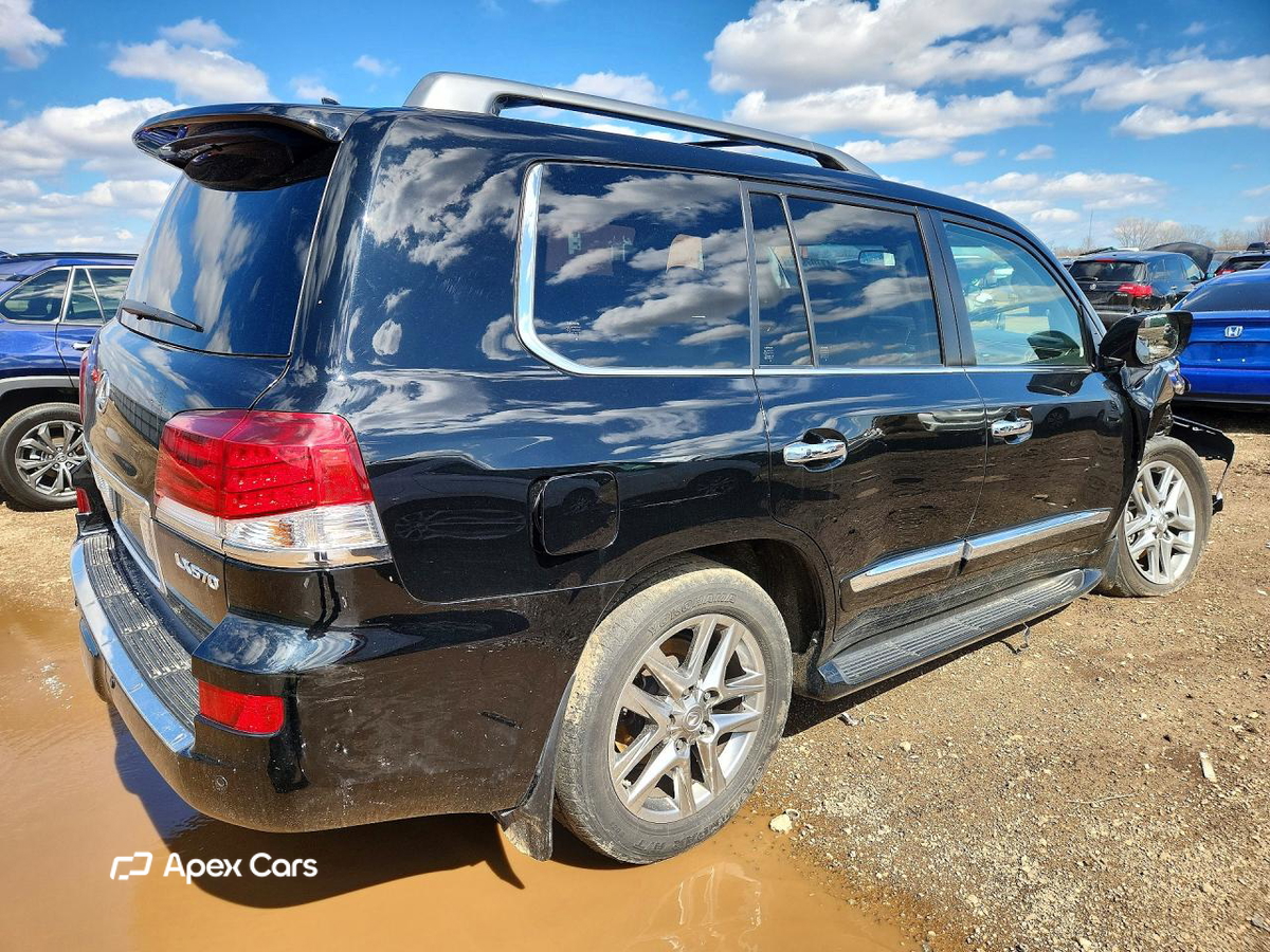 Lexus LX 2015