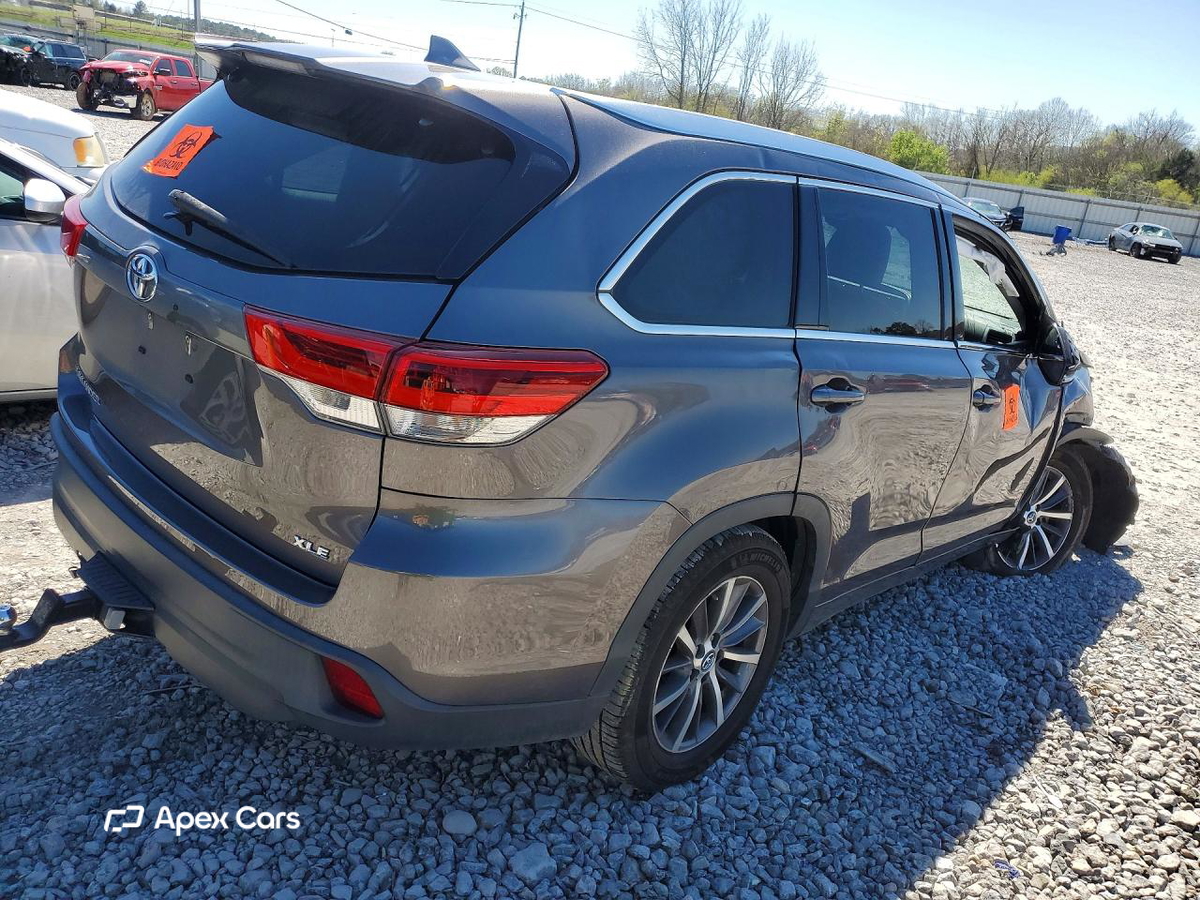 Toyota Highlander 2018