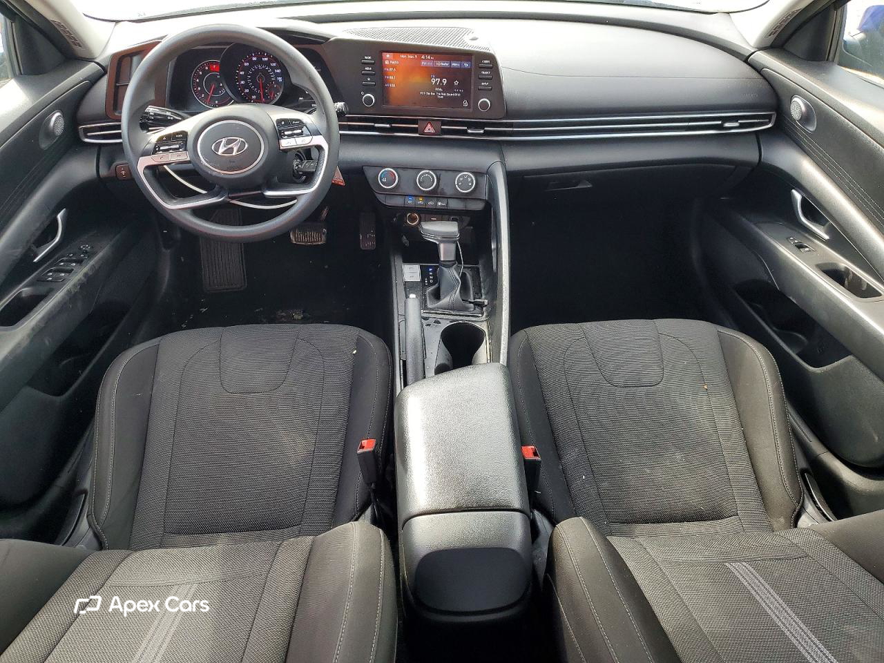 Hyundai Elantra 2021