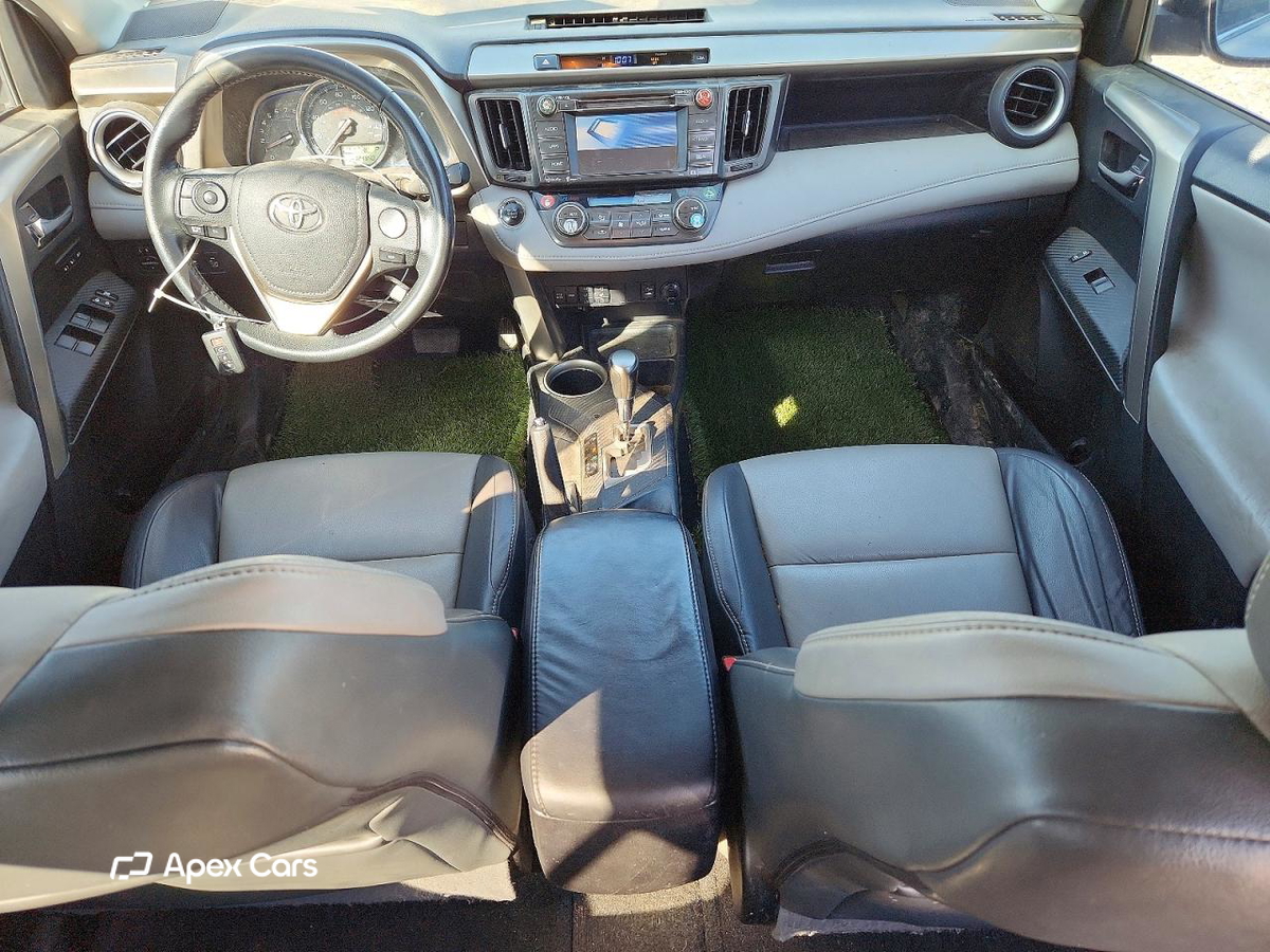 Toyota RAV 4 2014