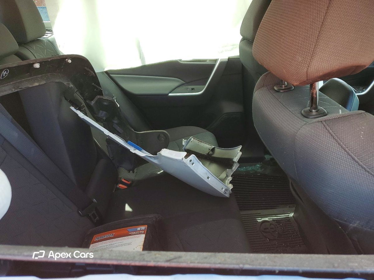 Toyota RAV 4 2025