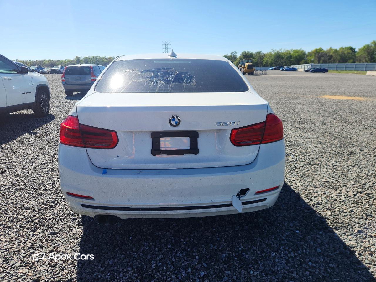 BMW Series 3 2016