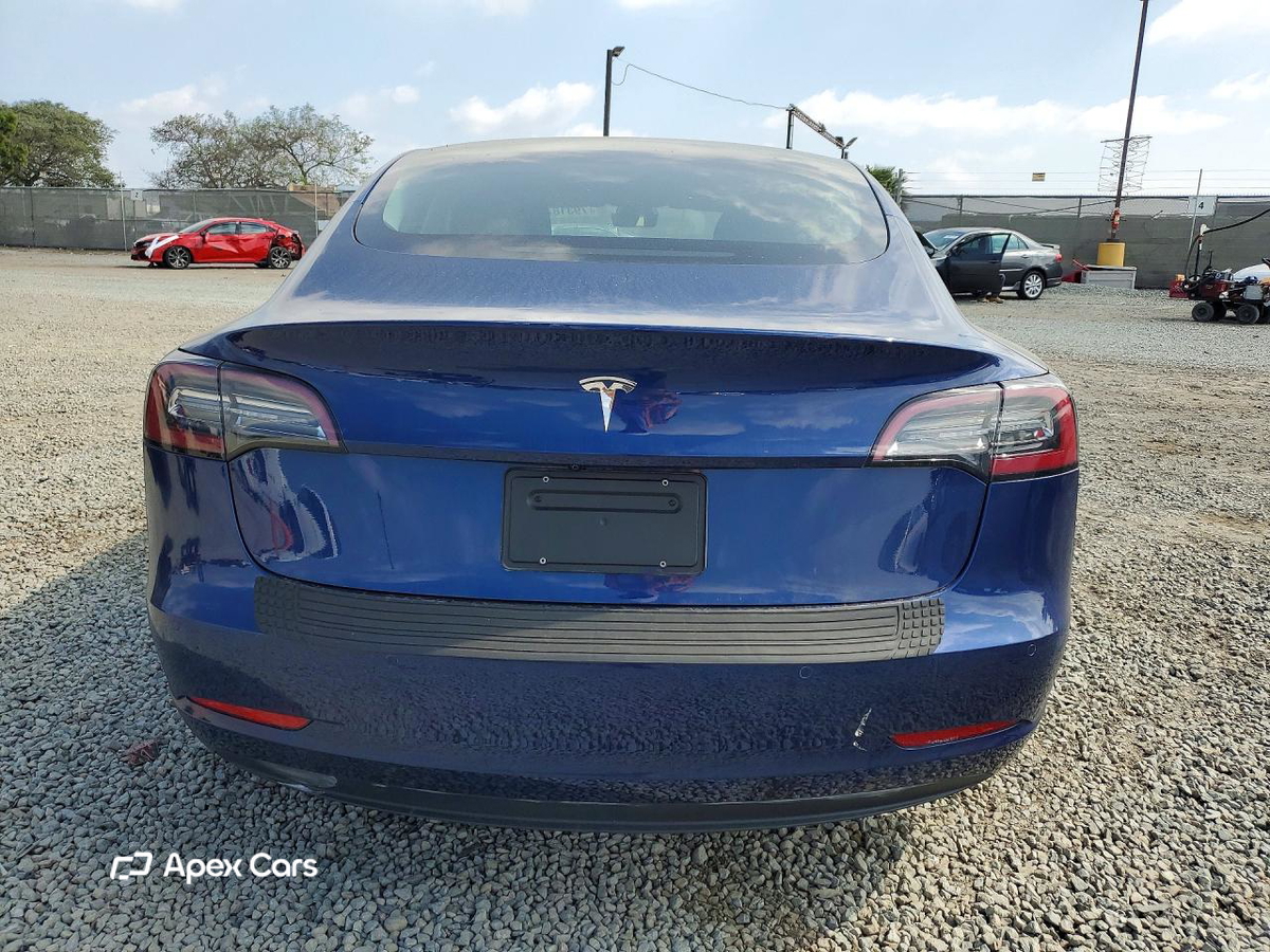 Tesla Model 3 2022