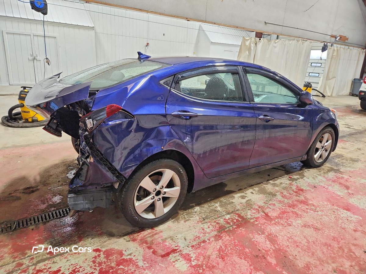 Hyundai Elantra 2013