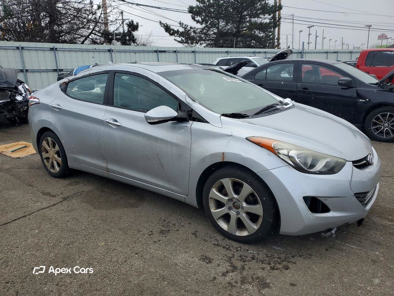 Hyundai Elantra 2012