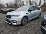 Chrysler Pacifica 2024