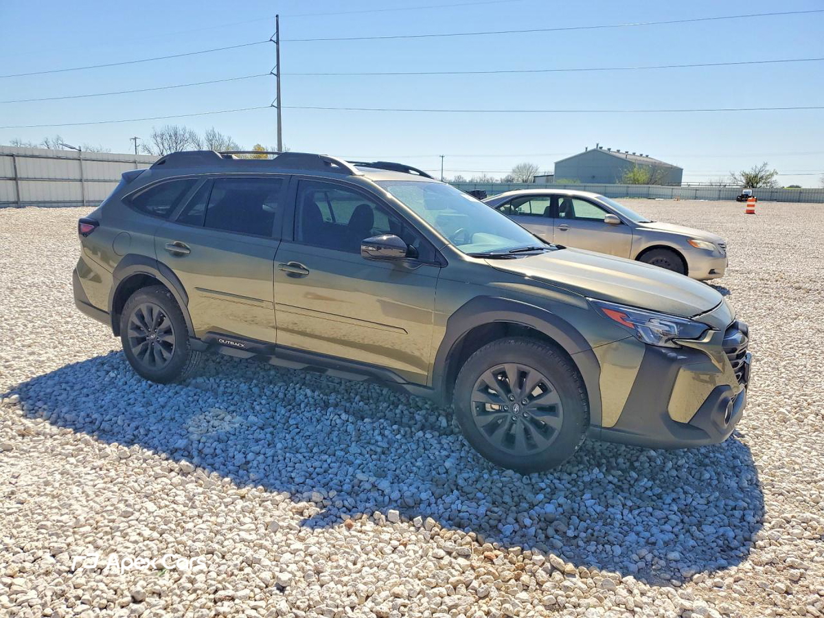 Subaru Outback 2025