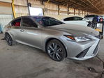 Lexus ES 2019