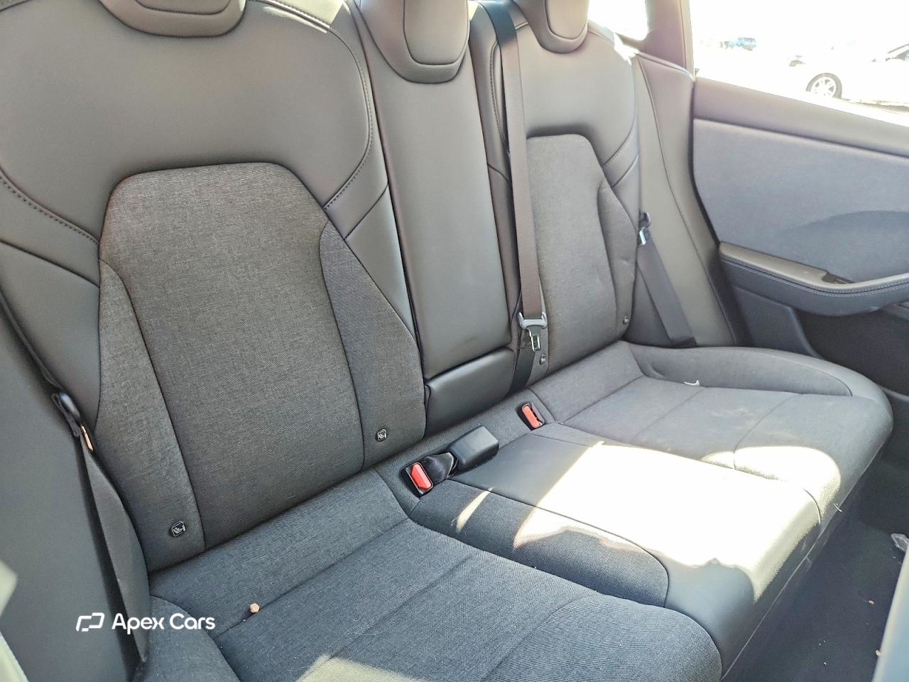 Tesla Model 3 2025