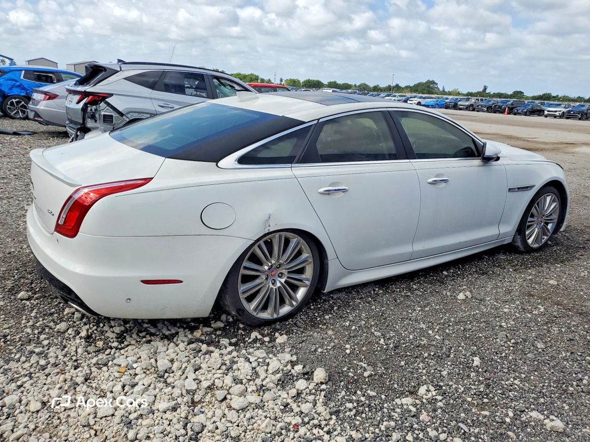 Jaguar XJ 2016