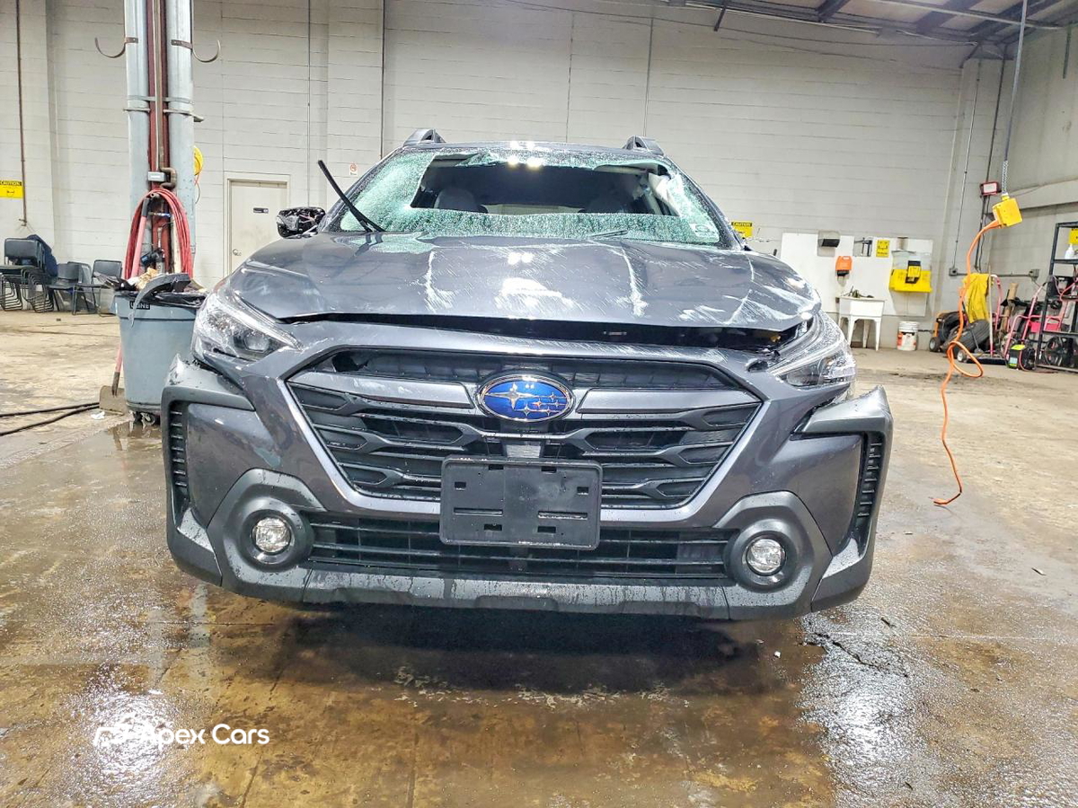 Subaru Outback 2025