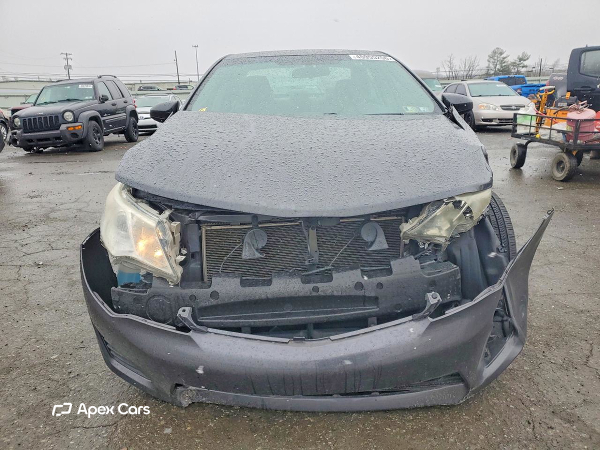 Toyota Camry 2012