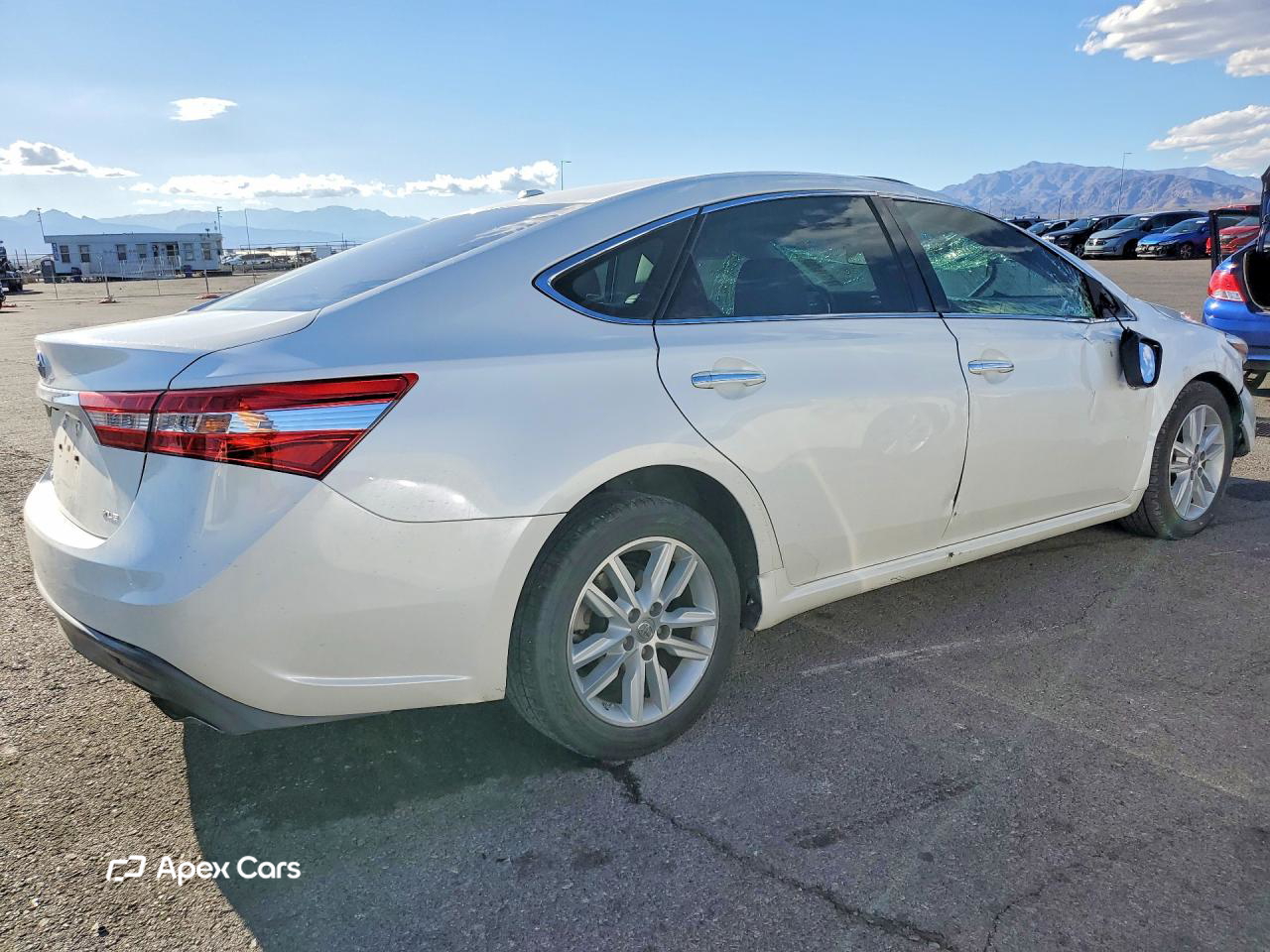 Toyota Avalon 2015