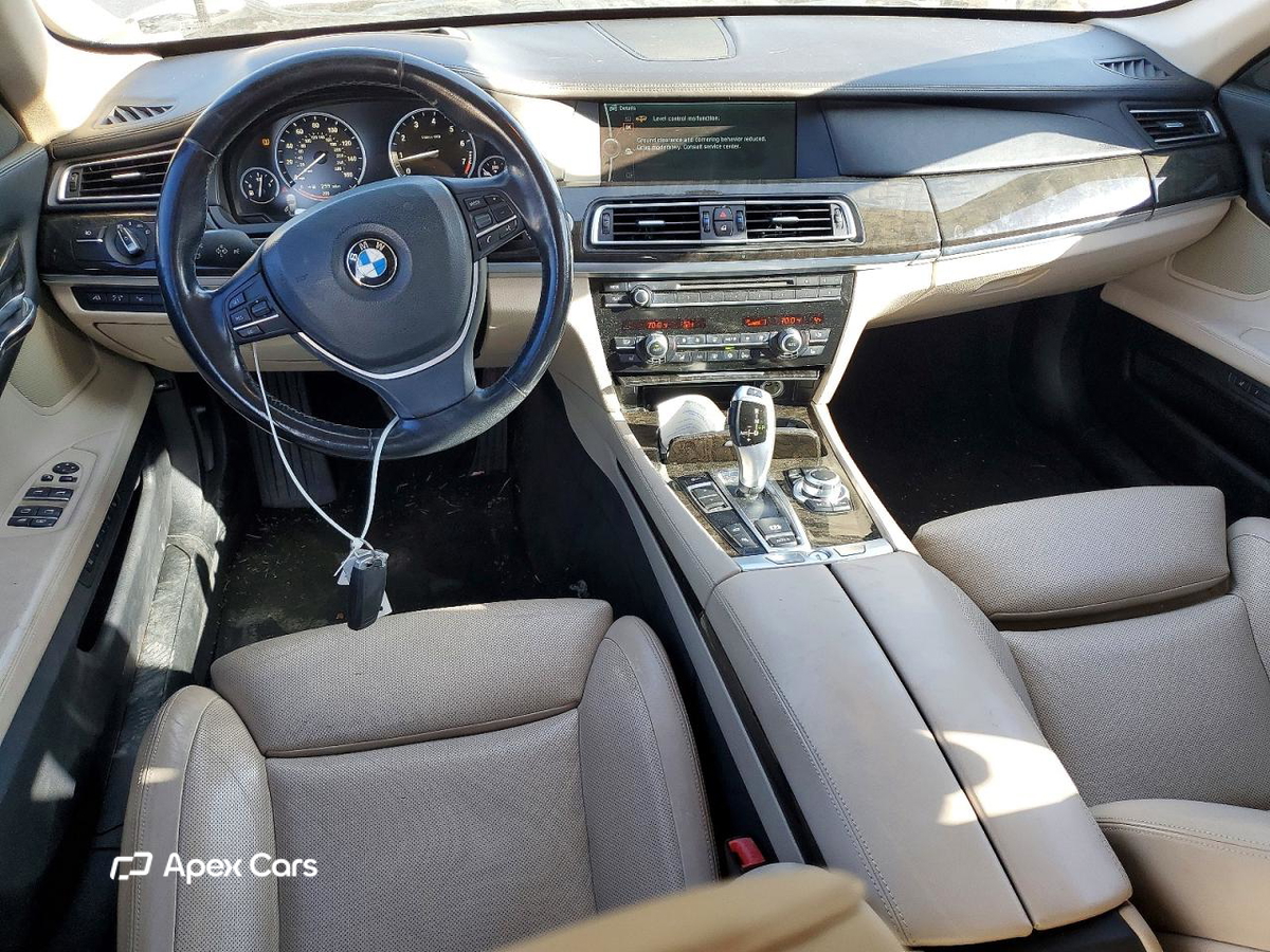 BMW Series 7 2012