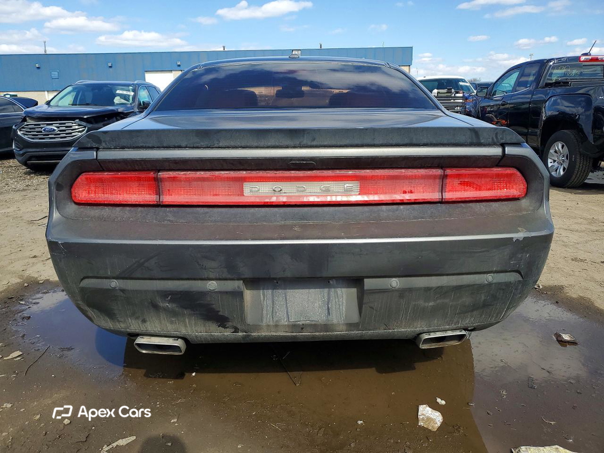 Dodge Challenger 2013