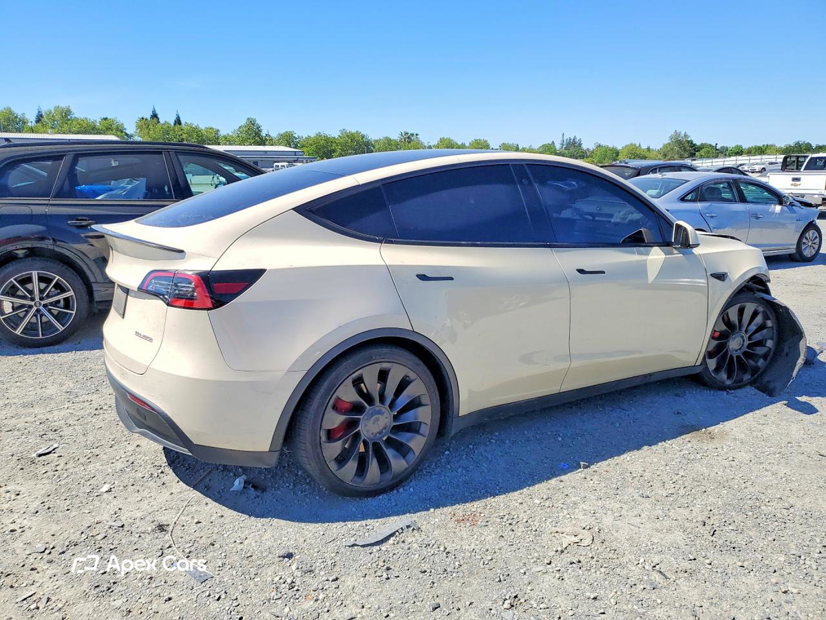 Tesla Model Y 2022