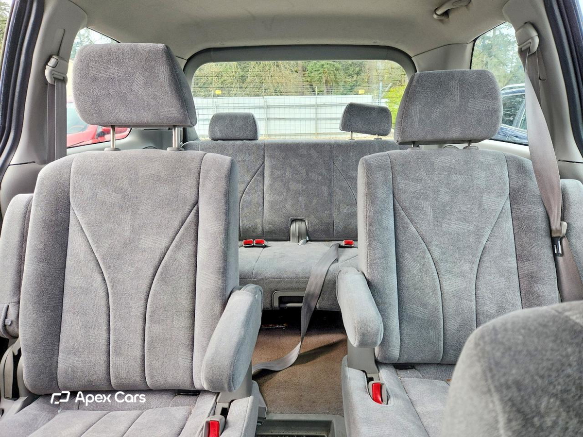 Mazda MPV 2003